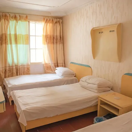Zunyi Baoquan Hostel