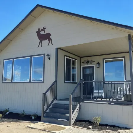 New, luxurious, amazing view, Elk Cabin