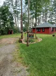 Peaceful 2-bedroom cabin in Elcho on Lower Post Lake.