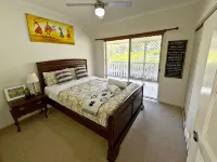 Luxury Retreat with Resort Pool, Home Cinema Hôtels à : 