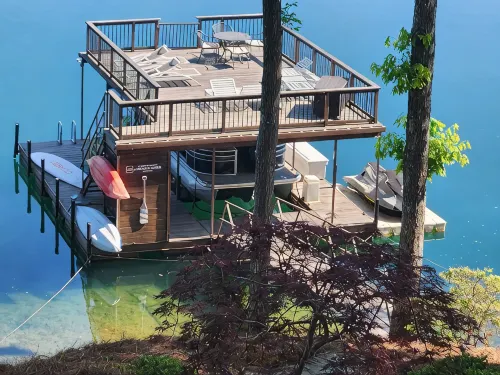 Turtle Cove Lakefront Retreat - Lake Keowee180ft Shoreline, Deep-Water, Privacy - 4-Star