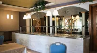 Coral Hotel - bar