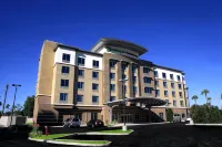 ฮอลิเดย์ อินน์ เอ็กซ์เพรส แอนด์ สวีทส์ อนาไฮม์ รีสอร์ต แอเรีย บาย IHG - 3 ดาว