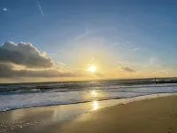 Lovely Bournemouth cottage with beautiful garden, walking distance to the beach - บังกะโล
