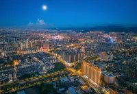Lanfeng Holiday Hotel (Puning International Commodity City E-Shopping Mall) - Romantic