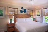 Coco Plum Inn - Bed and Breakfasts