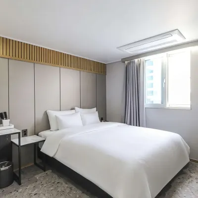 JECHEON NO.25 HOTEL Các khách sạn gần Khu liên hợp thể thao Jecheon