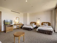 Ooedo Onsen Monogatari Premium Saikaibashi Hotels near Saikai Bridge