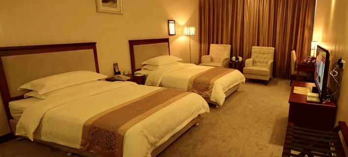 Longzhang Hotel, Jixian County Отели в г. Лусянь