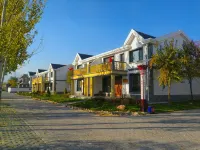 Zhenbei Minsu Village Hotel di 
