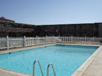 Seashire Inn & Suites