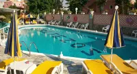 Maltezos Hotel - Pools