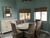 Canal Home 3Br 2BA with Salt Water Heated Pool and Boat DockDiscounts Available - ブティック