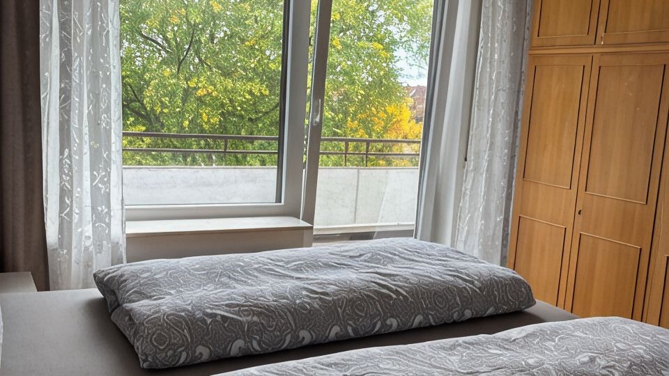 Centrally located penthouse apartment overlooking Aller and Old Town