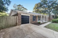 Charming Family Friendly 3-bedroom House in Fabulous Pensacola