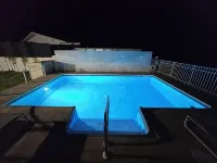 Hudson River Waterfront/Hits 2 Miles Away/Spec Views/Pool/Stars/Deck/Private - Pools