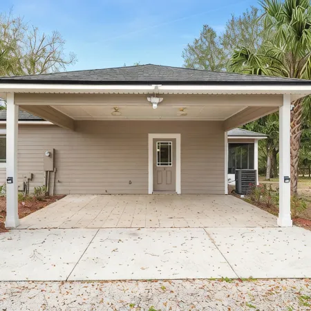 Spacious 3BR and Boat parking@ Central River Golf Club
