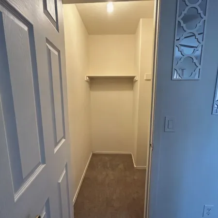 2-Story Home, 10 minutes away from Spring Training!