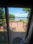 Spacious Lake Gaston Waterfront with Flat Lot, Great Views & Premier Host - 3 stjerner