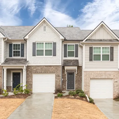 A Traveler’s dream; Private Townhome 15min to Airport in peaceful Union City