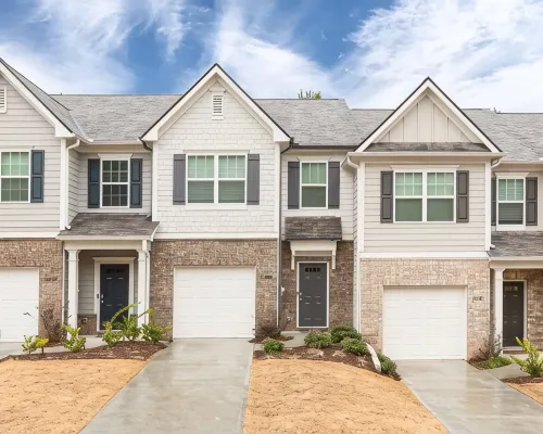 A Traveler’s dream; Private Townhome 15min to Airport in peaceful Union City Hotels in Union City