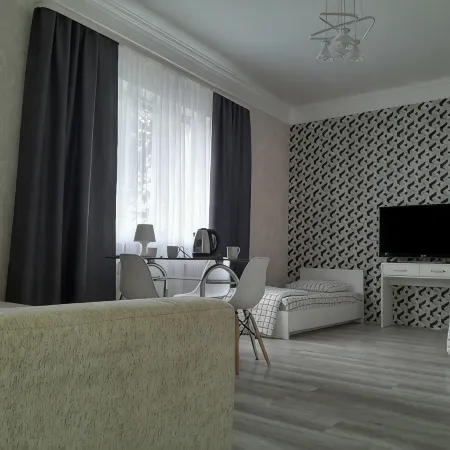 Na Smirnitskoy Guest House
