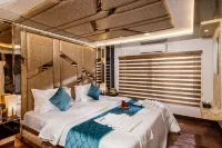 Upper Deck Boathouse