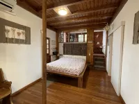 BELLAGIO LES ETOILES villa with garden, hot tube, lake view, bbq, private parking - บังกะโล