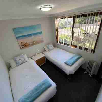 Wallis View - Lake and Sunset Views Rooms