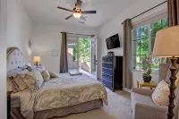 Private Gated Pool/Spa home with mountain views close to everything! - غرفة مطلة على الجبل