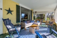Gorgeous Mountain View in Manchester, Shopping, Dining, Spa. 5 min walk to town. - gimnasio