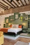 Historic Garden Studio, Steps from Pulaski Square⎮On-Site Parking - Condos