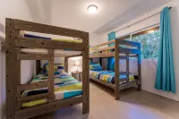 Lovely Private Home 5 minutes to Hawaii Volcanoes National Park