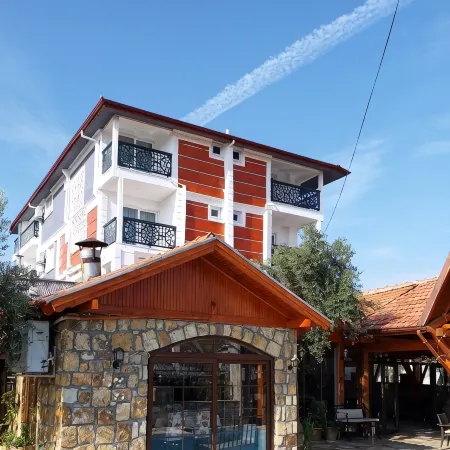 Melrose House Hotel