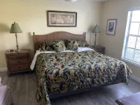 Naples Hide a Way Condo - Special Pricing for October 2025 렐리 호텔