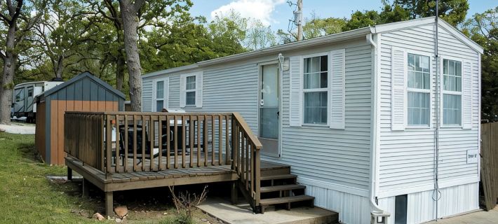 Clyde's Cabin + Hot Tub Hotels in Jasper County