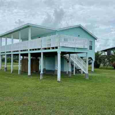Updated 2 bedroom steps from the bay and the ocean! Hotel Exterior