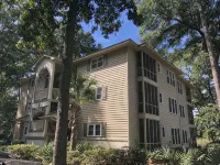 Sea Trail 2Br - Golf, Bike, Beach Getaway! Clean, Quiet, Pools, Great View! - Gym