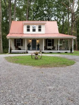 Porchland Cottage -PRACTICALLY NEW HOUSE with Countryside view -pet friendly