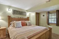 Secluded Cabin, Comfortable Lux, Valley View ~ Canaan Valley & Seneca