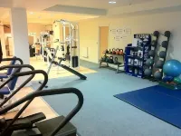 Atlantic Reach Cottage, Newquay.  Large 4 bed villa with leisure services & WiFi - Gym