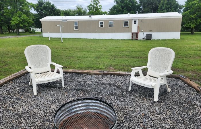 Georgie's Getaway!  Beautiful stay on 6 acres just minutes from the lakeside