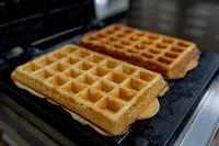 S Plaza Suites Hotel - breakfast