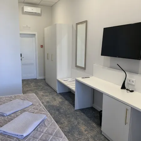 Mini-Otel Art Hotel + Mini-Hotel Отели в г. Тихорецк