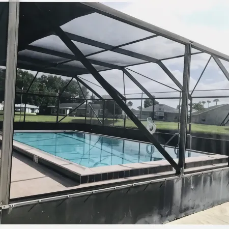 Beautiful 2/2 townhome across from world class Lake Okeechobee Bass fishing !