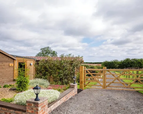 New Cosy Lodge - Self Contained In Rural Location Hotel di Driffield