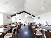 The Beach Day's Bar & B&B - bar