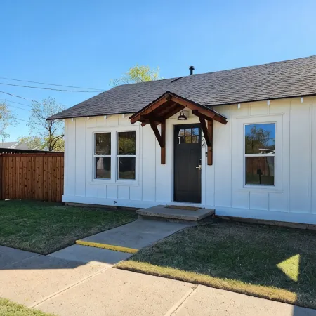 Blanche's Bungalow
