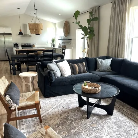 Luxurious New House Between Ark Encounter and Creation Museum-Sleeps 8