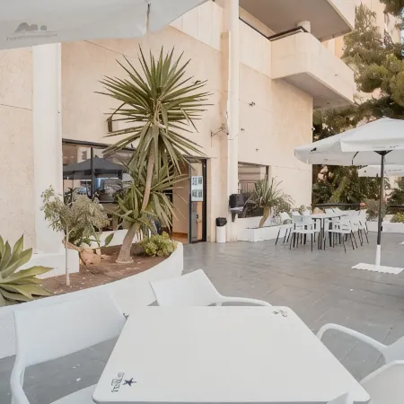 Luxmar Apartaments